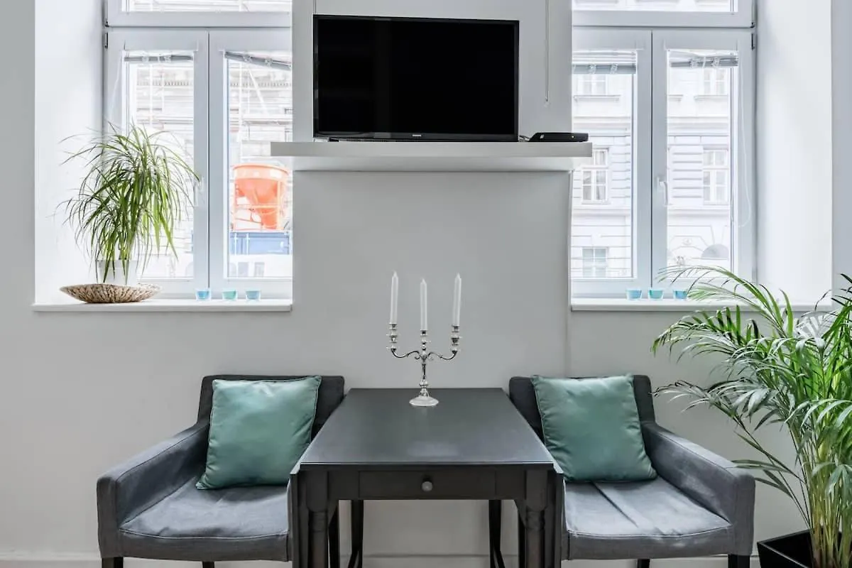 ⍟Luxurious And Spacious⍟ 5 Min Walk To City Center Vídeň Apartmán